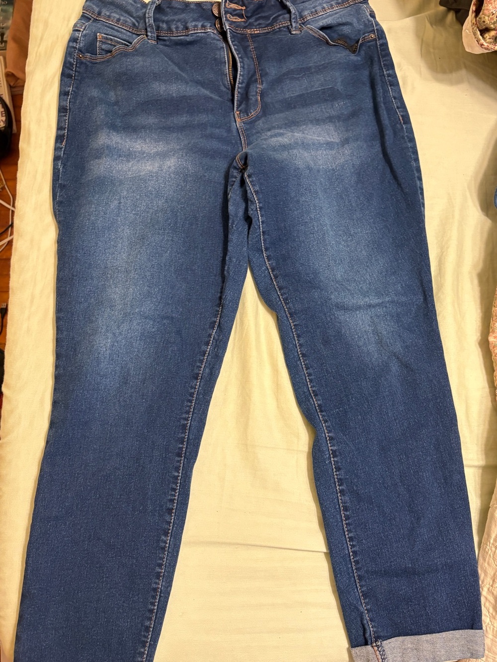Sz 14W Plus Royalty For Me Dark Blue Skinny Cropped Jeans